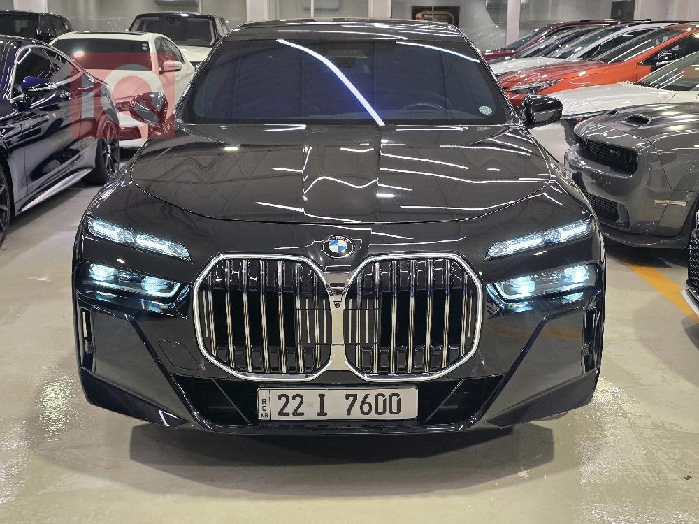 بي ام دبليو الفئة 7